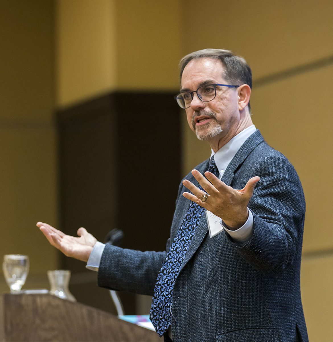 J.D. Schramm, ESU alum and Stanford professor, speaks about &#8220;three steps to envision a life you love&#8221; and &#8220;how to envision a future together&#8221; during the Hayes Lecture last Thursday in Webb Hall. Schramm&#8217;s speech focused on strategies for being successful.