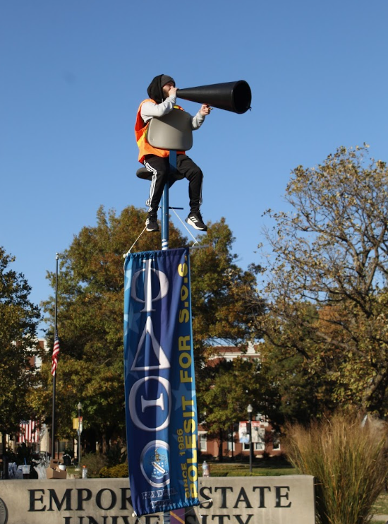 Phi Delta Theta held their 38th annual Pole Sit from 6 a.m. Oct. 27 to 10 a.m. Oct 28. The Pole Sit raised money for local SOS Inc.